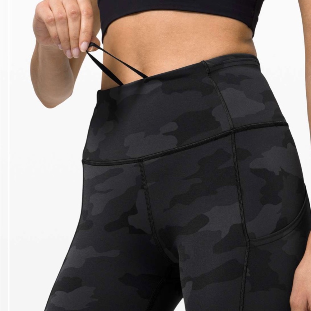Black camo fast and free leggings 23’